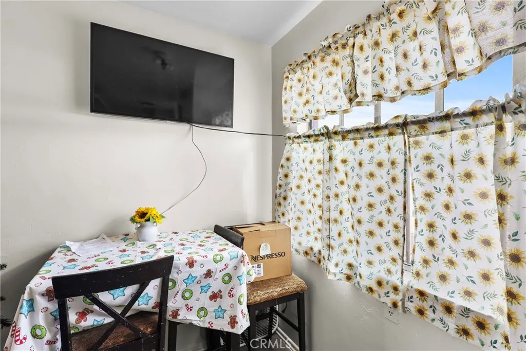 4014 E Alondra Boulevard, Compton, California 90221 home-pic-40